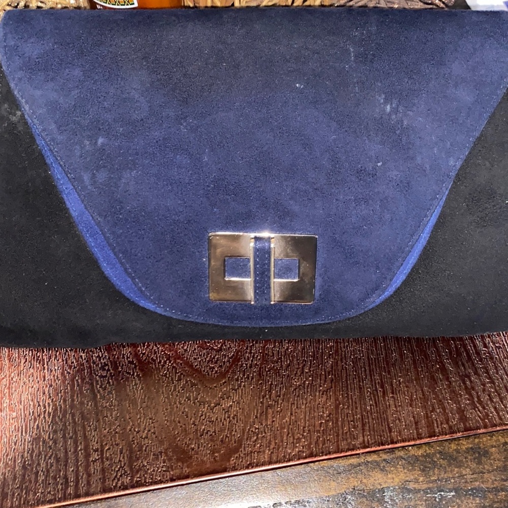 100% Authentic Stuart Weitzman Purse - image 1